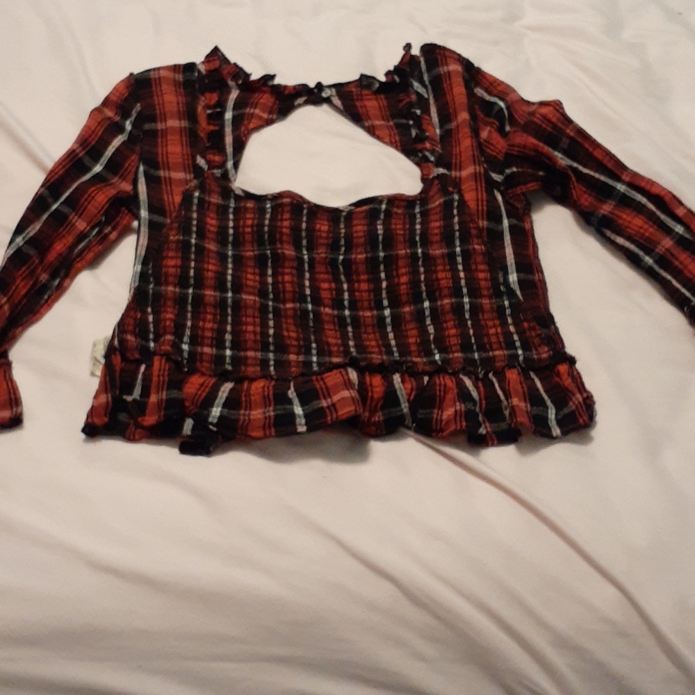 Old fashion crop top blouse